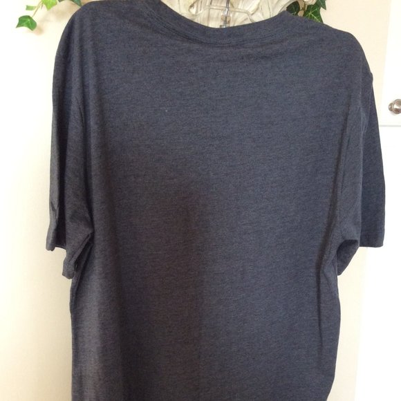 Men’s Puma T-Shirt Gray  - NWT - Picture 4 of 9